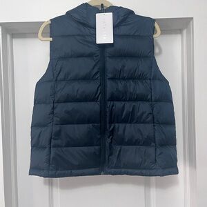 NWT Athleta Aire Puffer Vest